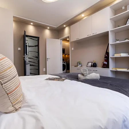 Modern & Elegant City Center Apartments Plovdiv Exterior photo